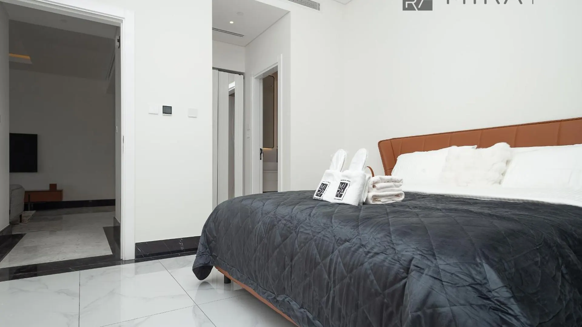 Mira Holiday Homes - Lovely 1 Bedroom In Business Bay With Sauna And Jacuzzi Dubai United Arab Emirates